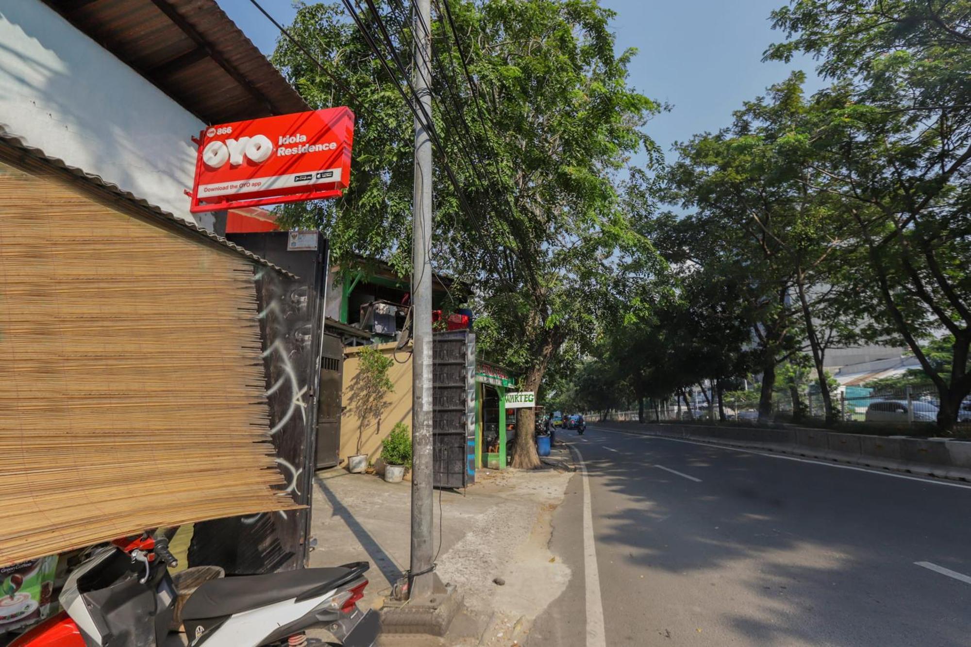 Super Oyo 866 Idola Hotel Jakarta