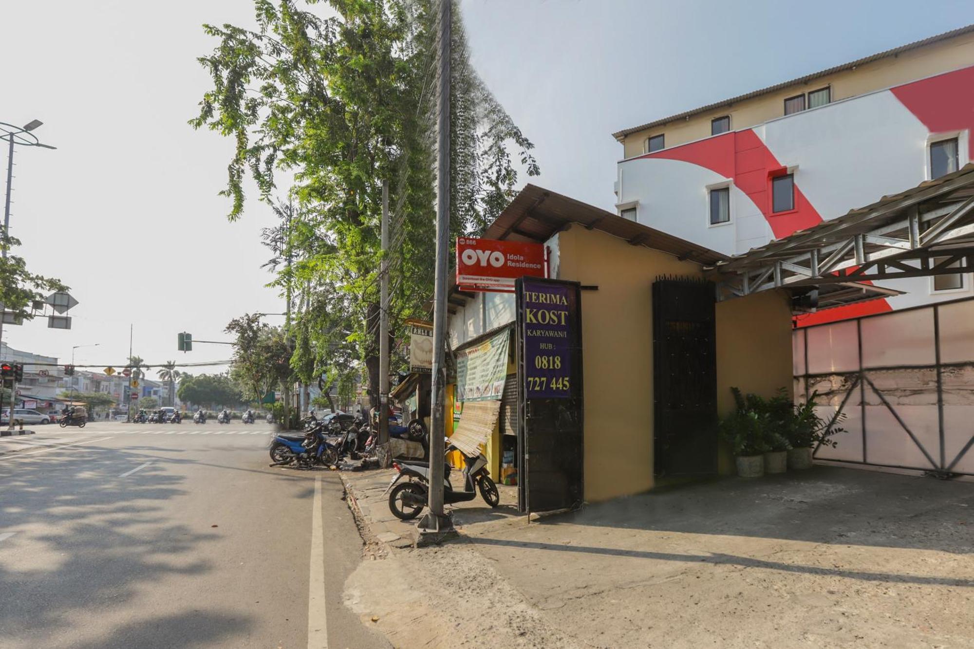 Super Oyo 866 Idola Hotel 2*